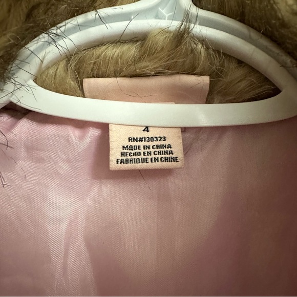 Juicy Couture Girl Jacket ( 4 yrs. old ) - Picture 5 of 12